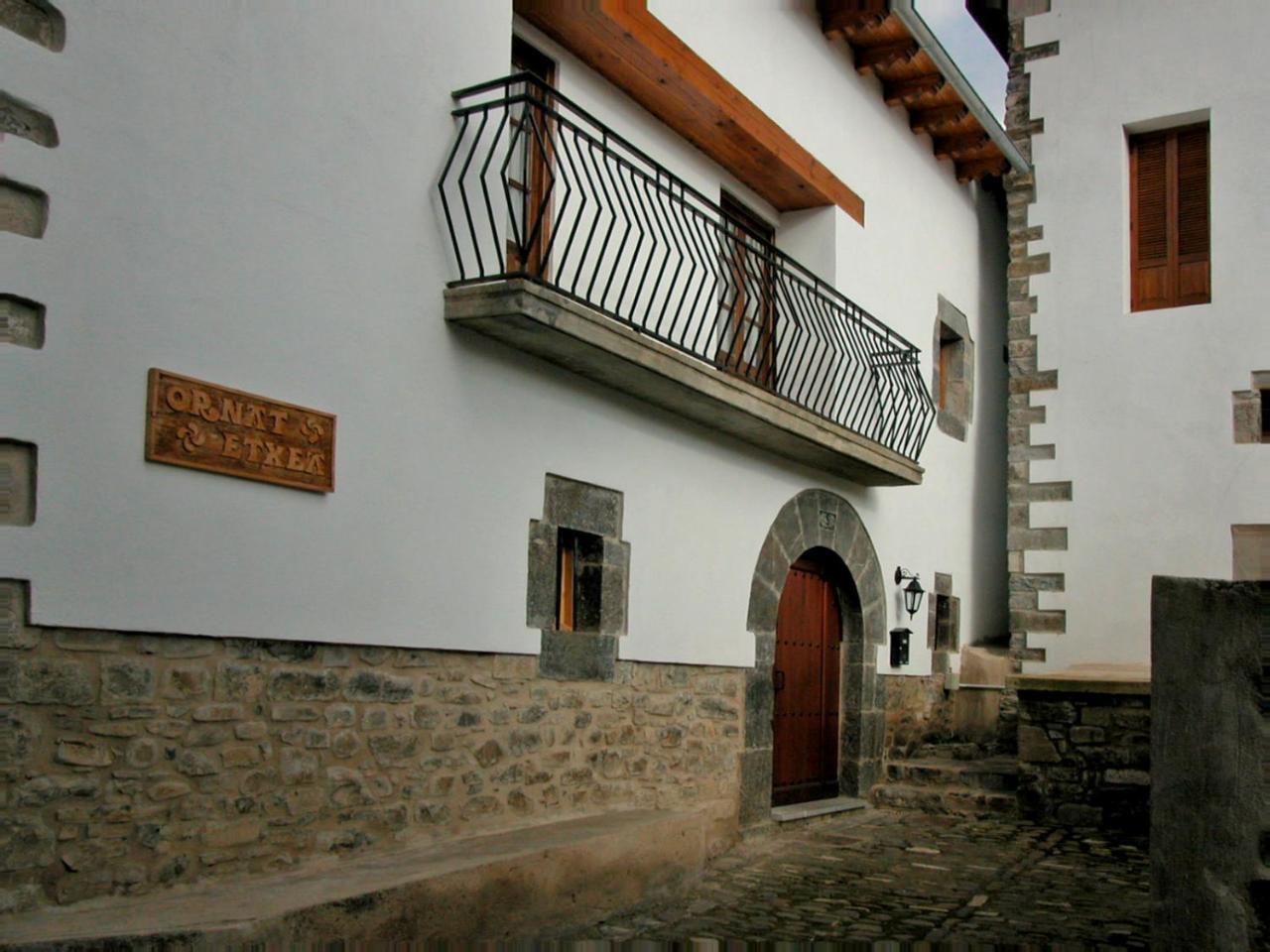 Vidangoz Casa Rural Ornat Etxea מראה חיצוני תמונה